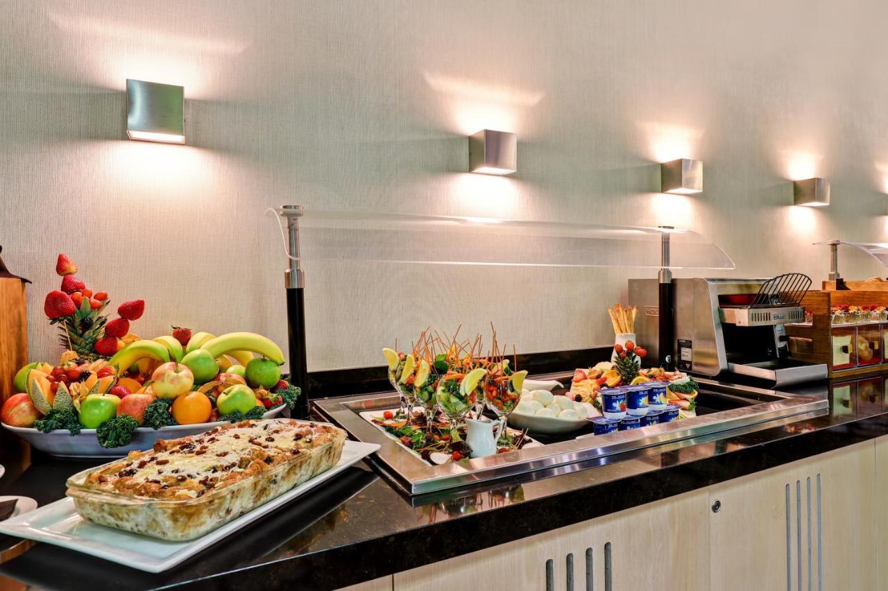 Holiday Inn Guelph Hotel & Conference Centre, An Ihg Hotel Ngoại thất bức ảnh