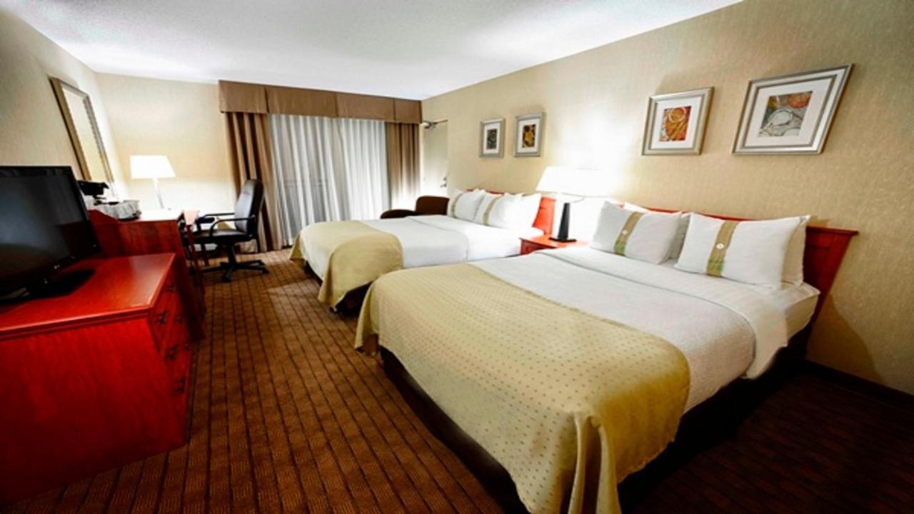 Holiday Inn Guelph Hotel & Conference Centre, An Ihg Hotel Ngoại thất bức ảnh