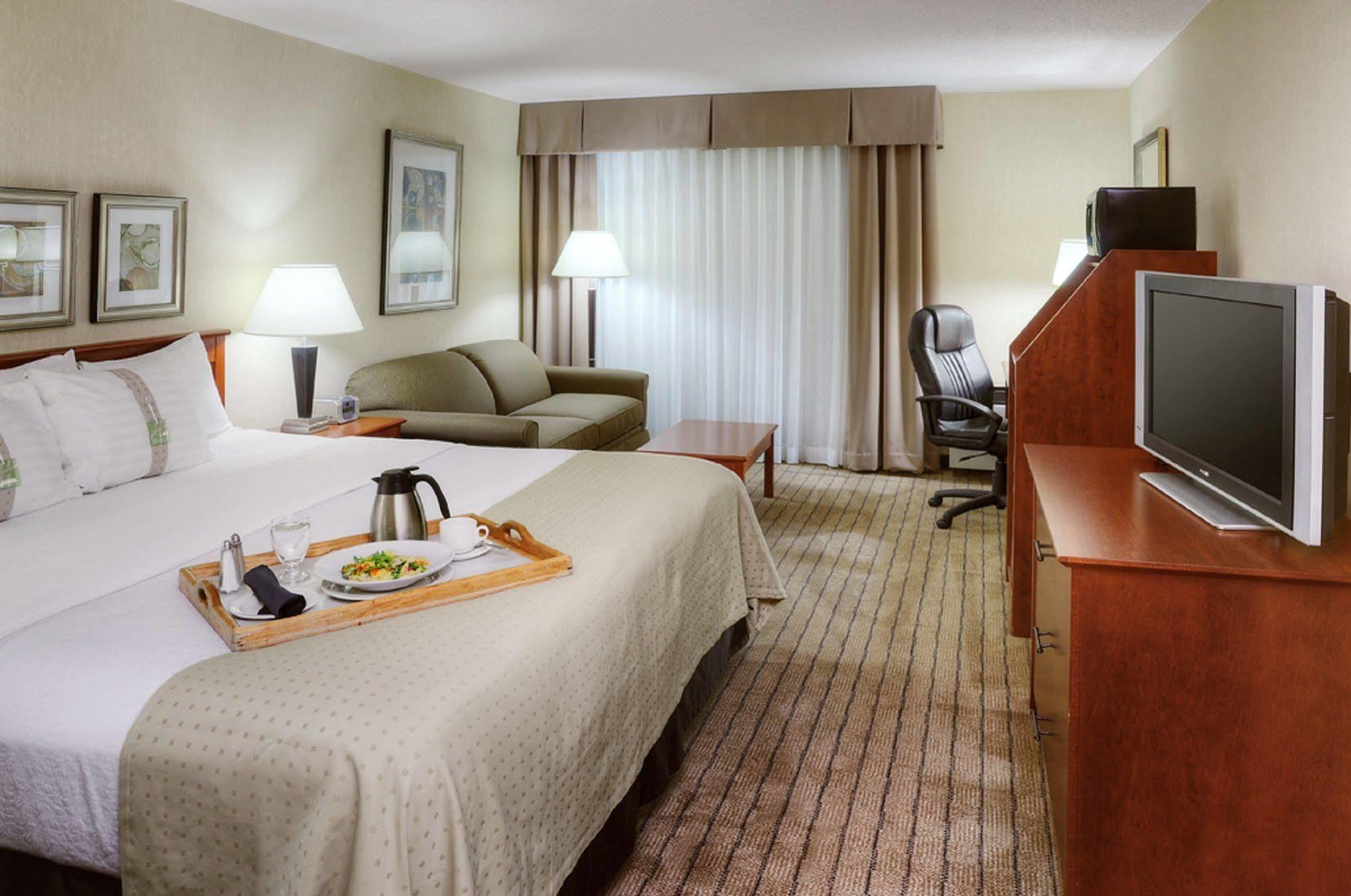 Holiday Inn Guelph Hotel & Conference Centre, An Ihg Hotel Ngoại thất bức ảnh