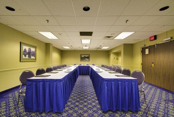 Holiday Inn Guelph Hotel & Conference Centre, An Ihg Hotel Kinh doanh bức ảnh