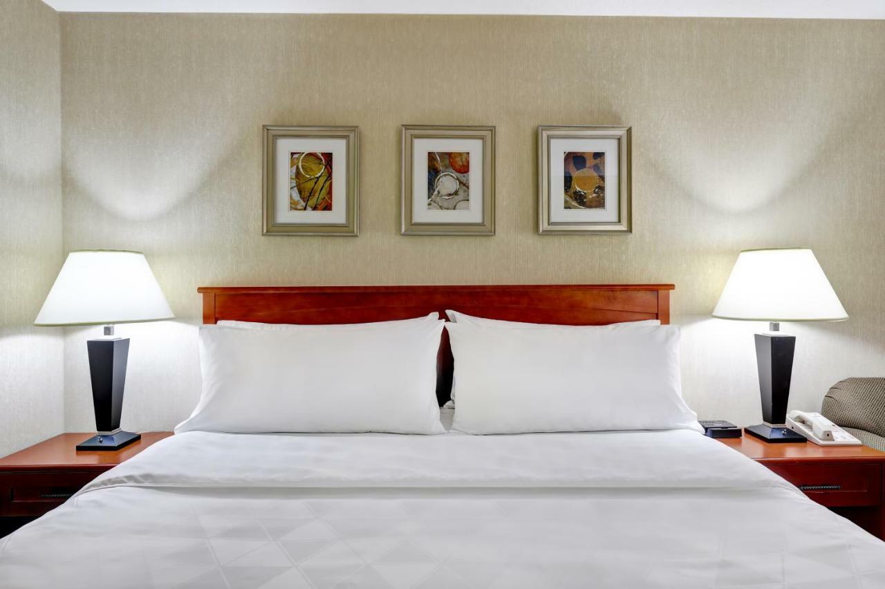 Holiday Inn Guelph Hotel & Conference Centre, An Ihg Hotel Ngoại thất bức ảnh