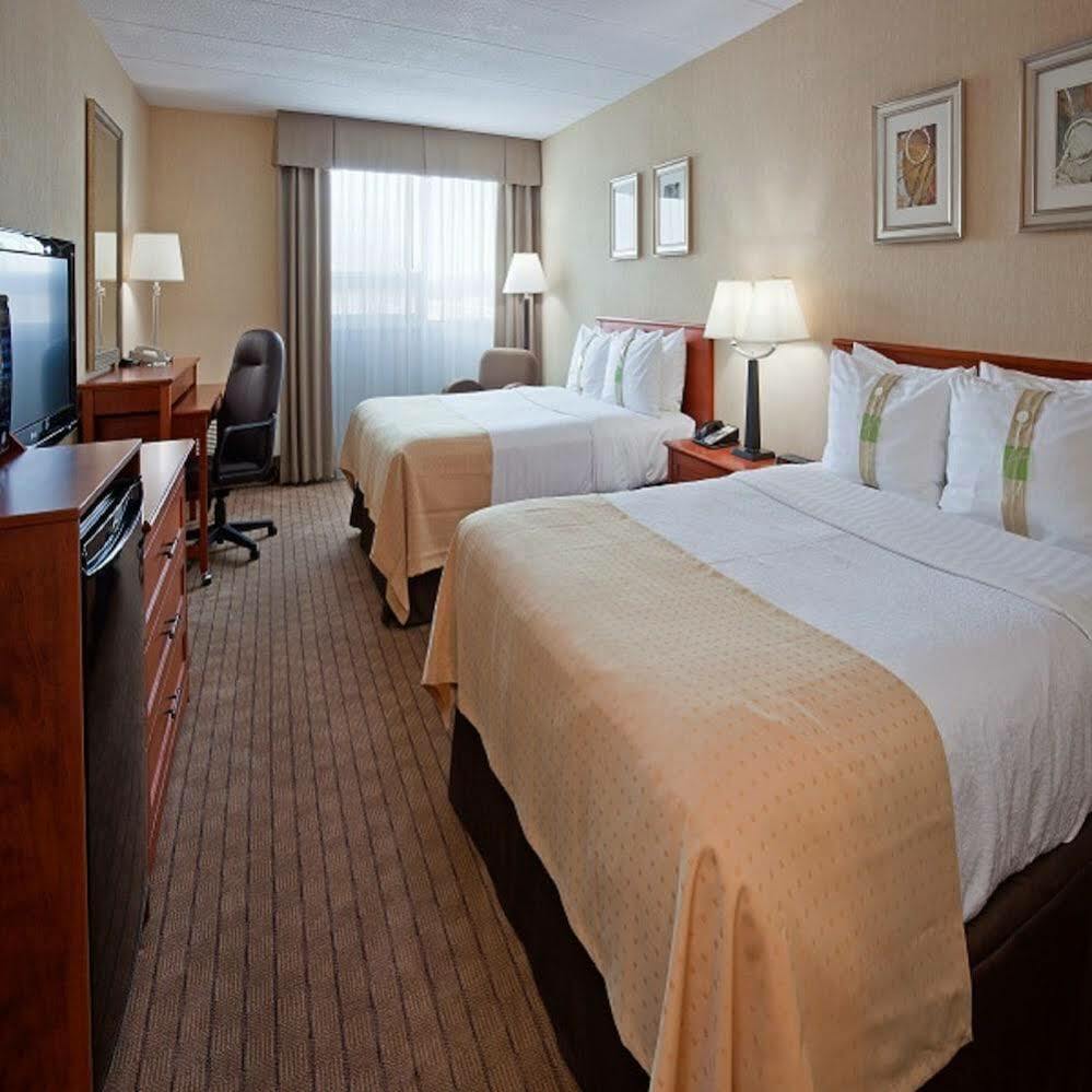 Holiday Inn Guelph Hotel & Conference Centre, An Ihg Hotel Ngoại thất bức ảnh
